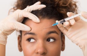 Une injection dans le front pour lutter contre les rides