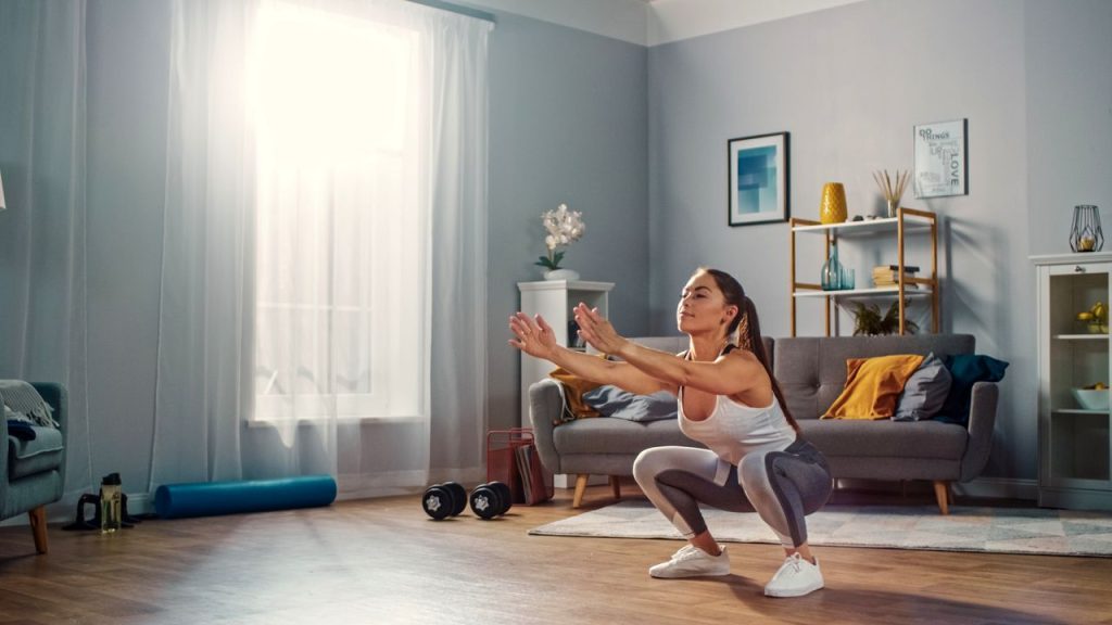 raffermir ses fesses en faisant des squats