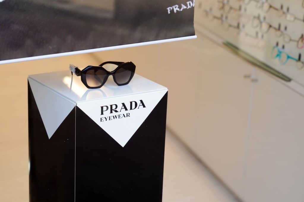 lunette de soleil prada