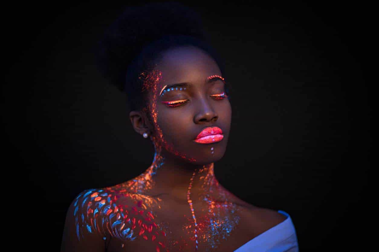 maquillage fluo déguisement carnaval