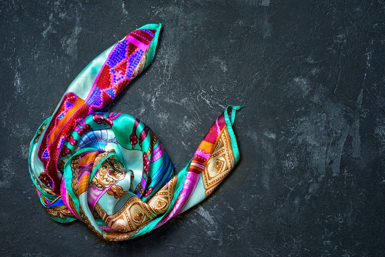 foulard en soie, accessoire tendance