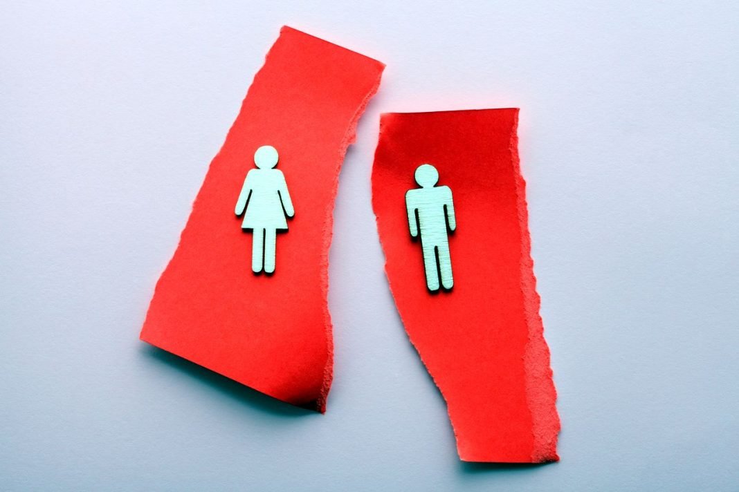 divorce, problèmes familiaux et relationnels et concept de rupture, querelle entre un homme et une femme séparés Comment un ex peut chercher à recoller les morceaux