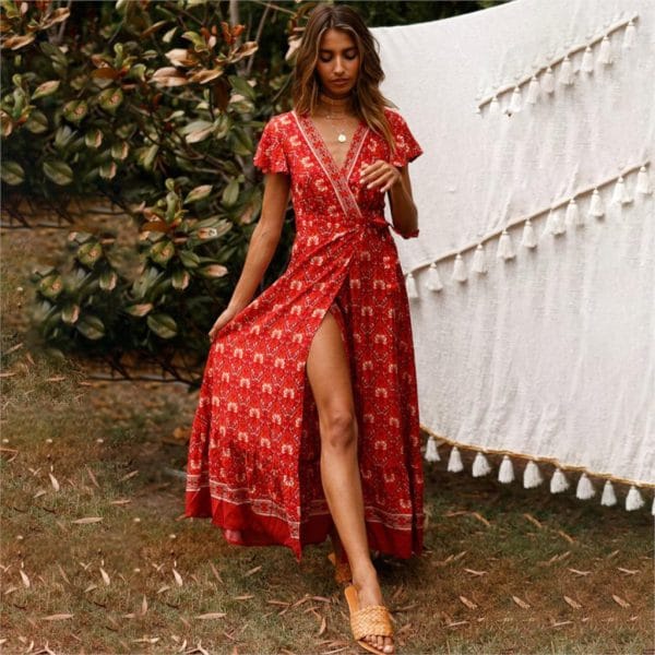 Robe bohème décolletée en rouge